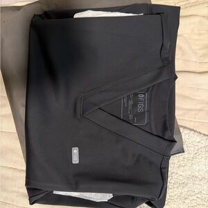 Figs Black Mira Scrub Top